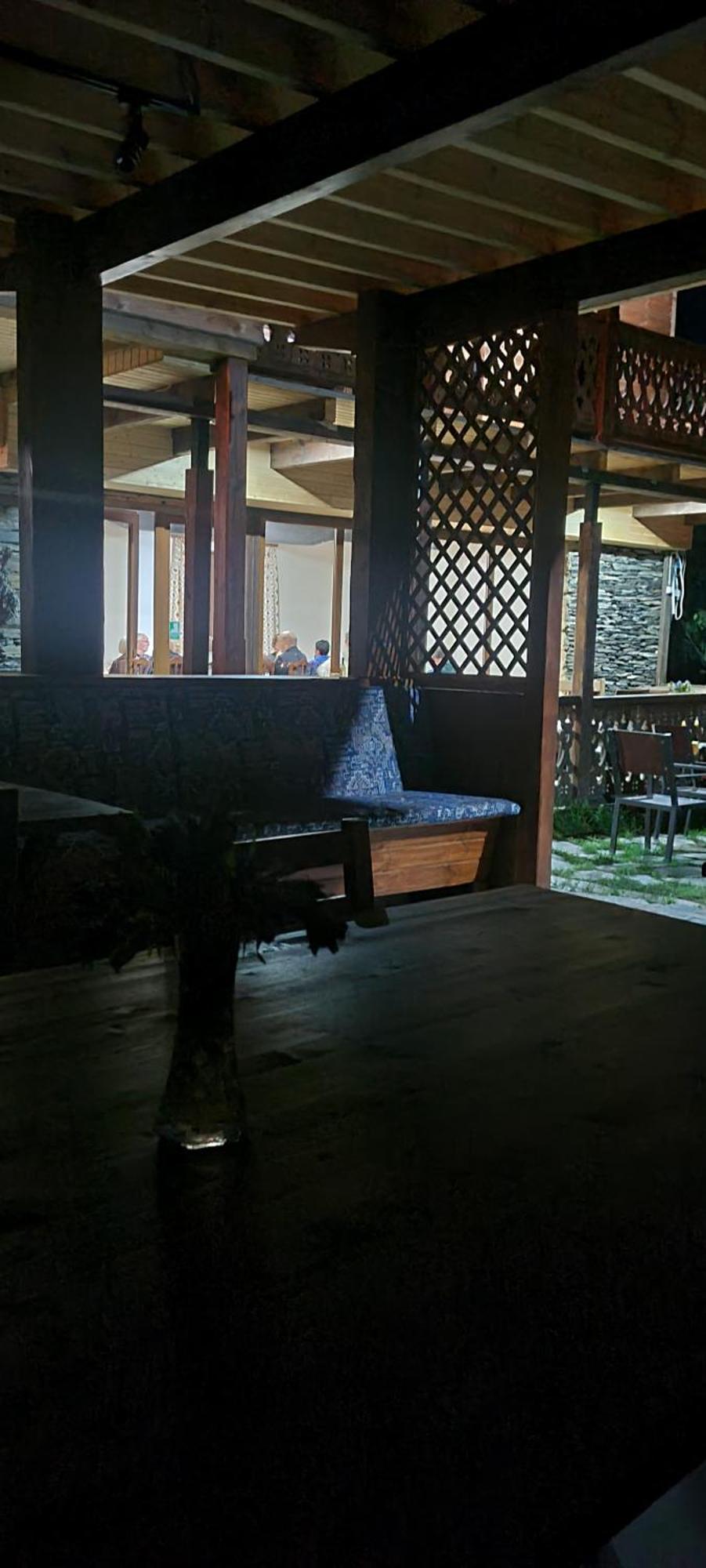 Guest House Shina Omalo Buitenkant foto