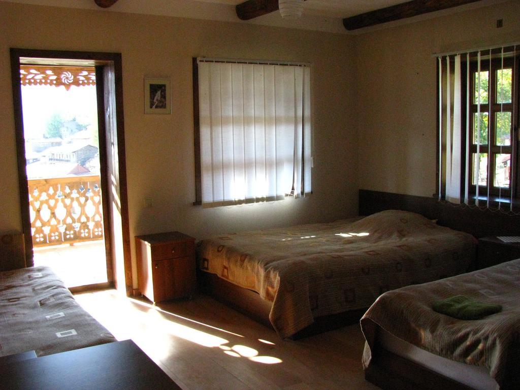 Guest House Shina Omalo Kamer foto